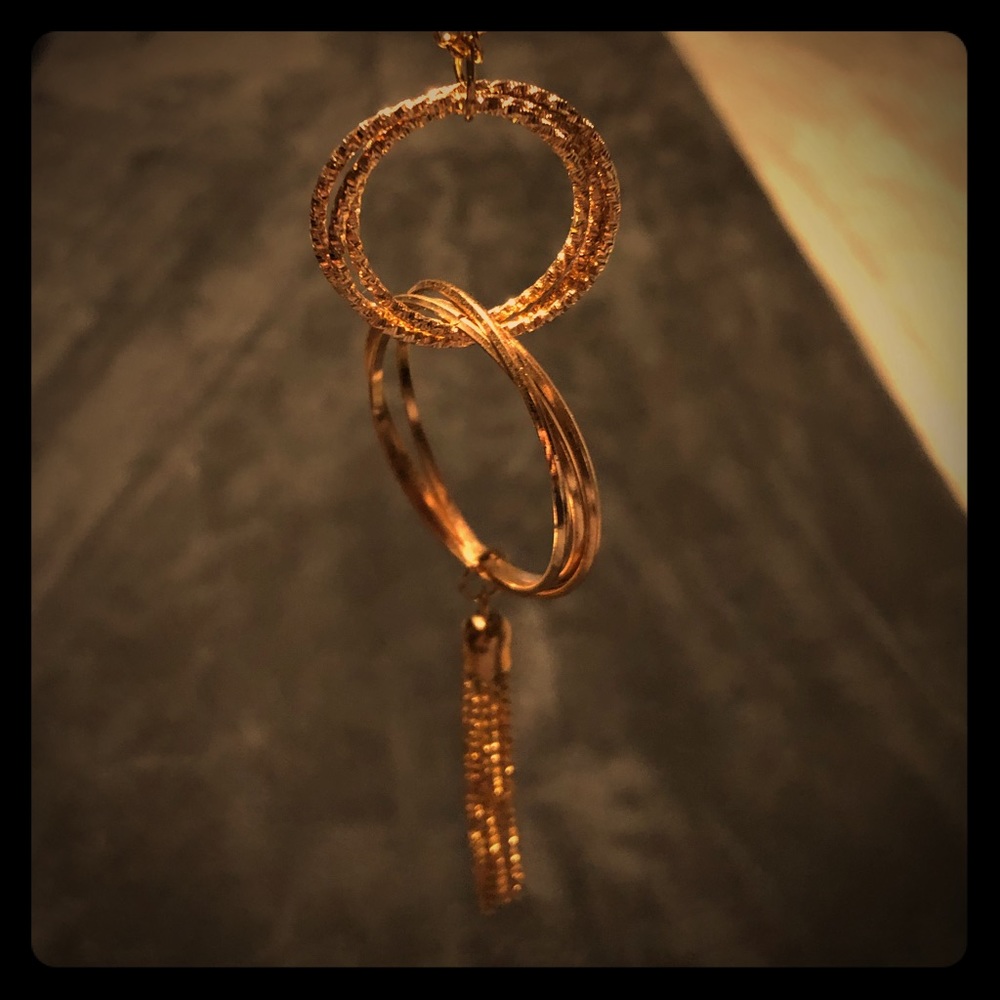 Circle necklace